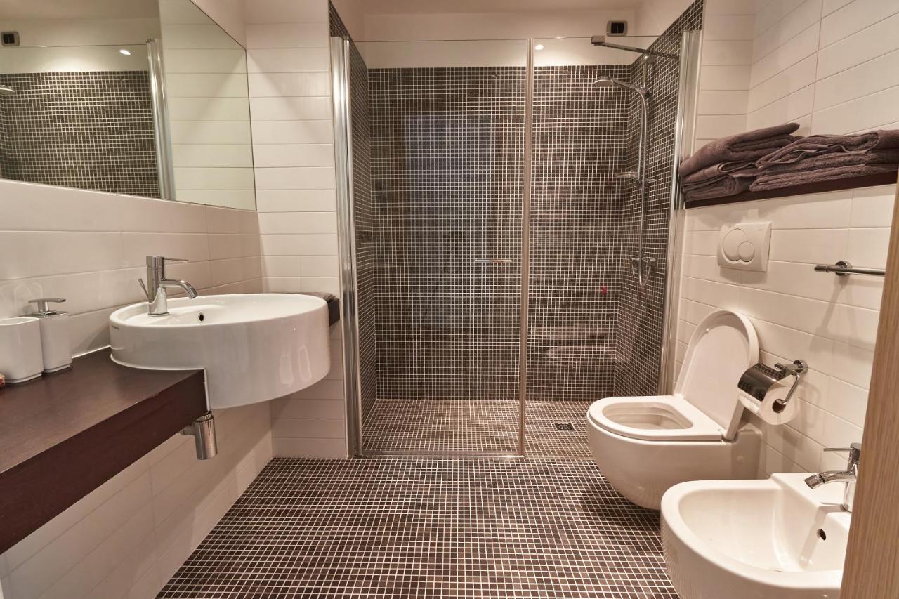 Piazza Lira Schio Residence מראה חיצוני תמונה