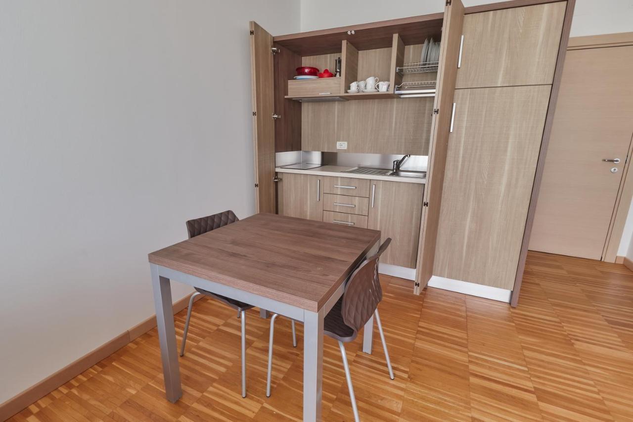 Piazza Lira Schio Residence מראה חיצוני תמונה